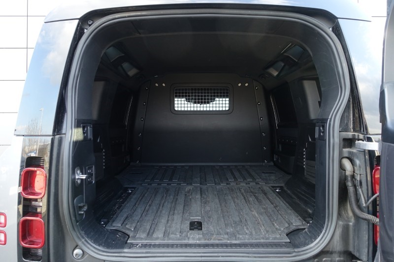 Used Land Rover Defender 2023 for sale - 77745958: Photo 10