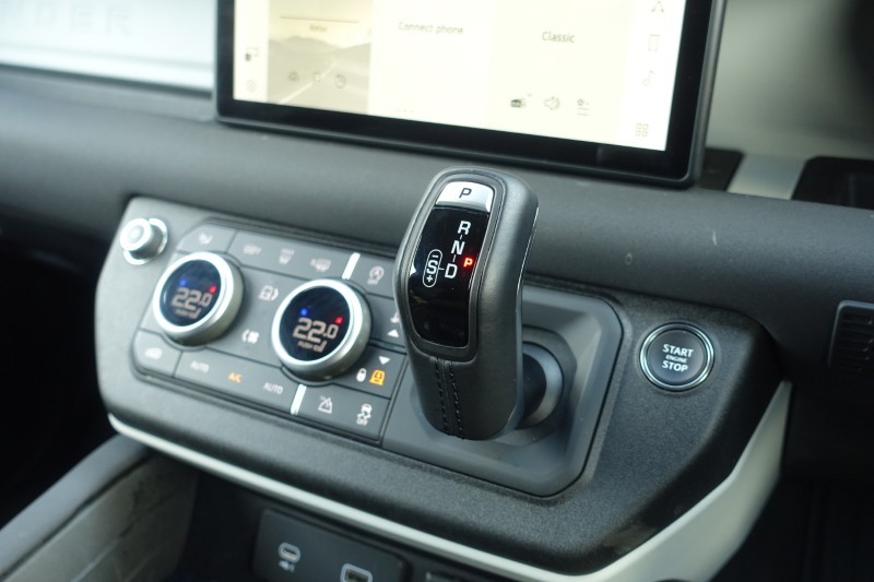 Used Land Rover Defender 2023 for sale - 77745958: Photo 13