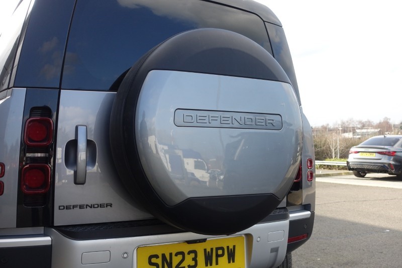 Used Land Rover Defender 2023 for sale - 77745958: Photo 29