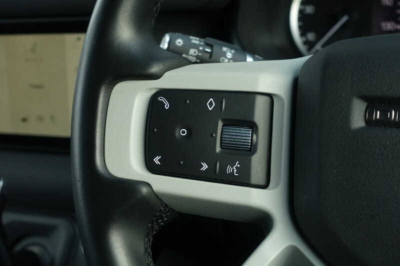 Used Land Rover Defender 2023 for sale - 77745958: Photo 45