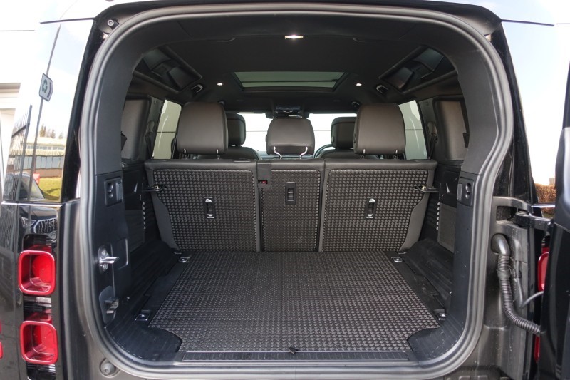 Used Land Rover Defender 2025 for sale - 77930995: Photo 10