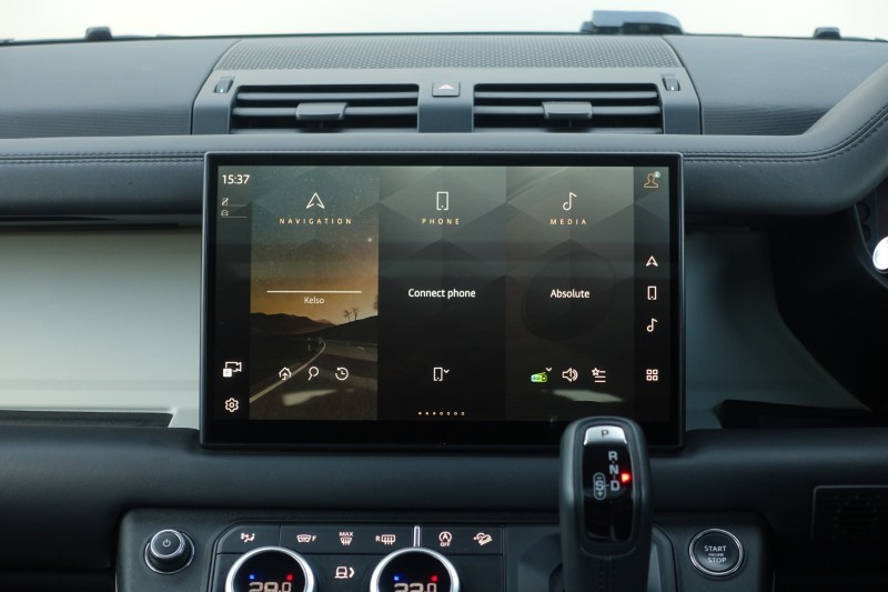 Used Land Rover Defender 2025 for sale - 77930995: Photo 14