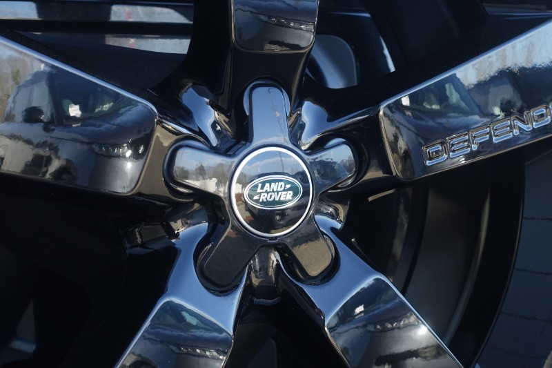 Used Land Rover Defender 2025 for sale - 77930995: Photo 30