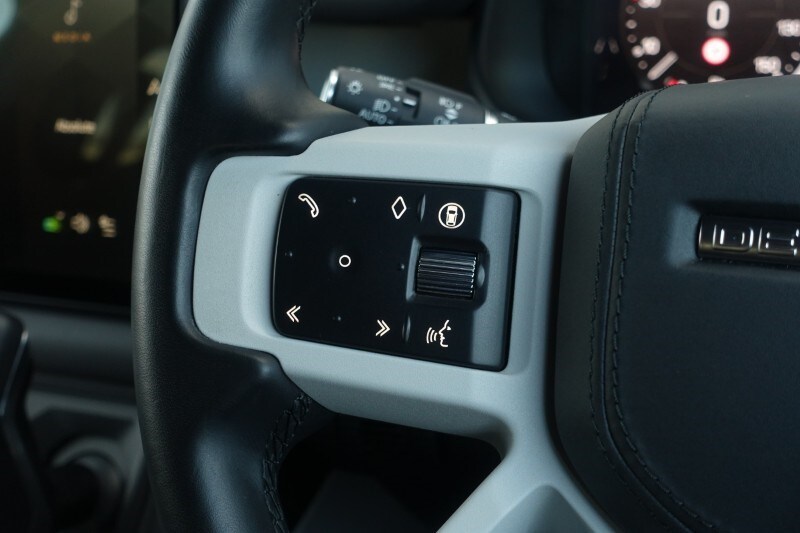 Used Land Rover Defender 2025 for sale - 77930995: Photo 41