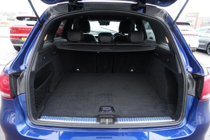 Used Mercedes-Benz GLC 2019 for sale - 77474731: Photo 11