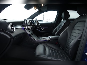 Used Mercedes-Benz GLC 2019 for sale - 77474731: Photo