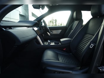 Used Land Rover Discovery Sport 2025 for sale - 77363432: Photo