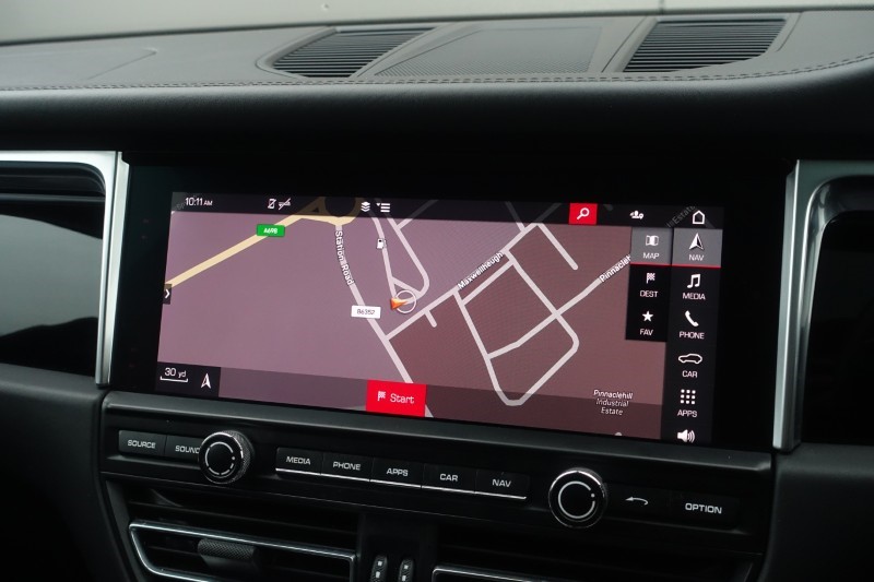 Used Porsche Macan 2020 for sale - 77461955: Photo 12