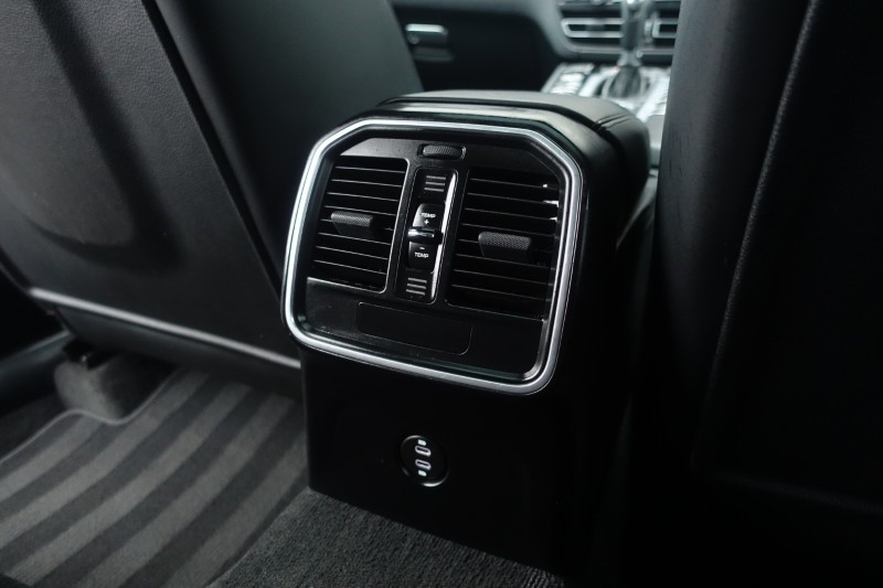 Used Porsche Macan 2020 for sale - 77461955: Photo 19