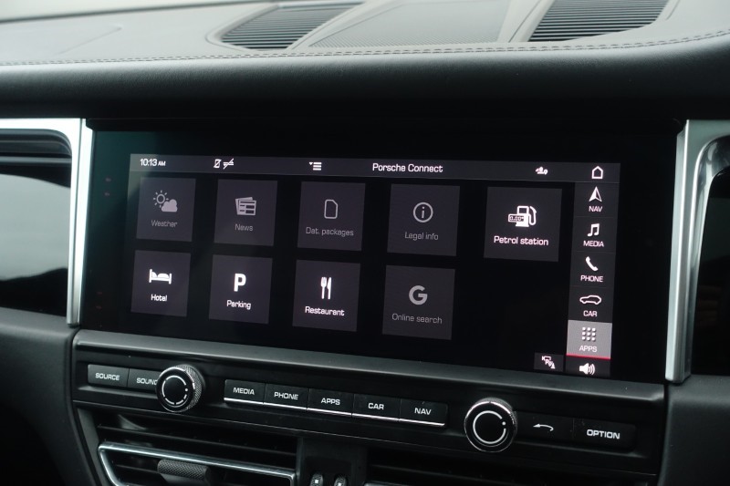 Used Porsche Macan 2020 for sale - 77461955: Photo 44