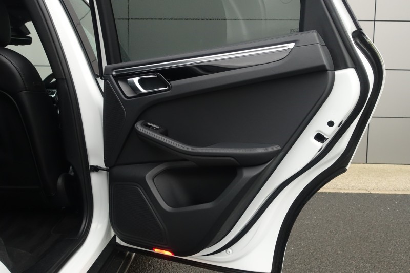 Used Porsche Macan 2020 for sale - 77461955: Photo 55