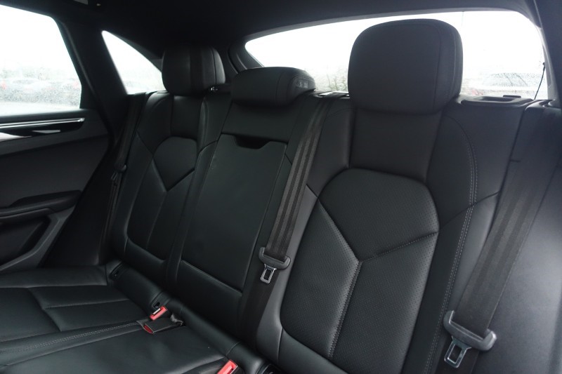 Used Porsche Macan 2020 for sale - 77461955: Photo 61