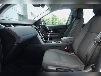 Used Land Rover Discovery Sport 2022 for sale - 78885638: Photo