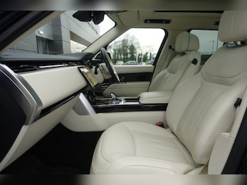 Used Land Rover Range Rover 2022 for sale - 76982001: Photo