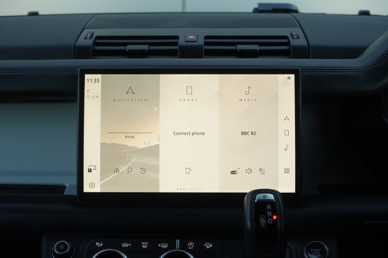 Used Land Rover Defender 2024 for sale - 77742686: Photo 14