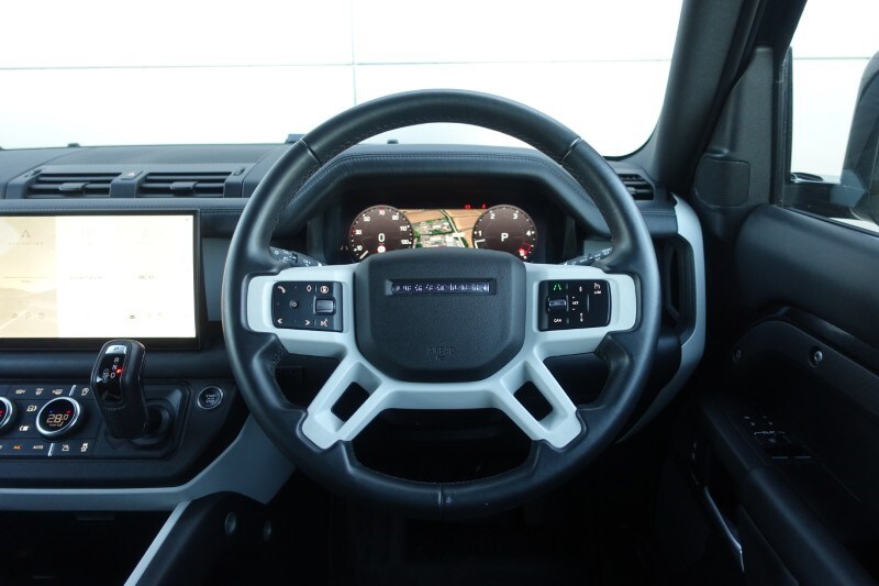 Used Land Rover Defender 2024 for sale - 77742686: Photo 15