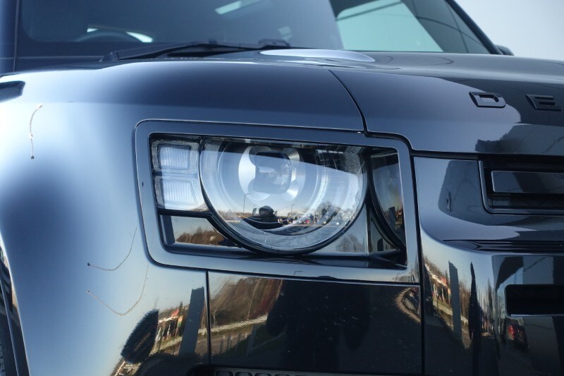 Used Land Rover Defender 2024 for sale - 77742686: Photo 17