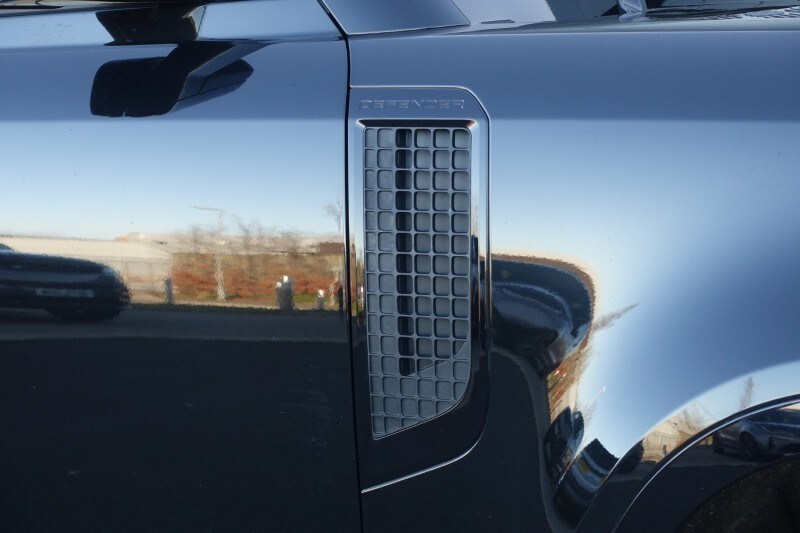 Used Land Rover Defender 2024 for sale - 77742686: Photo 20