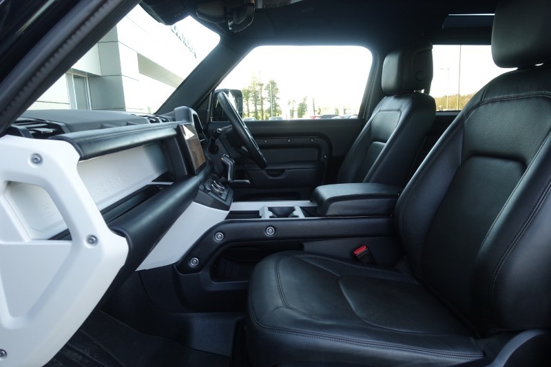 Used Land Rover Defender 2024 for sale - 77742686: Photo 3