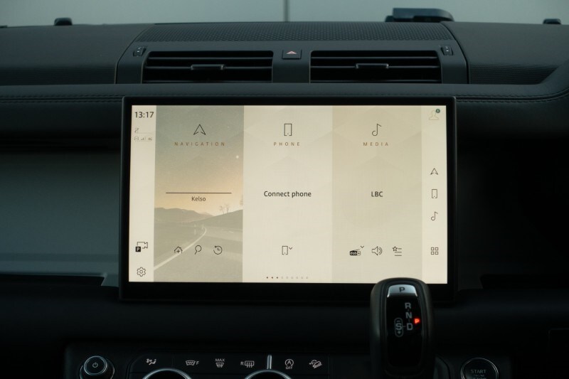 Used Land Rover Defender 2023 for sale - 77729475: Photo 13