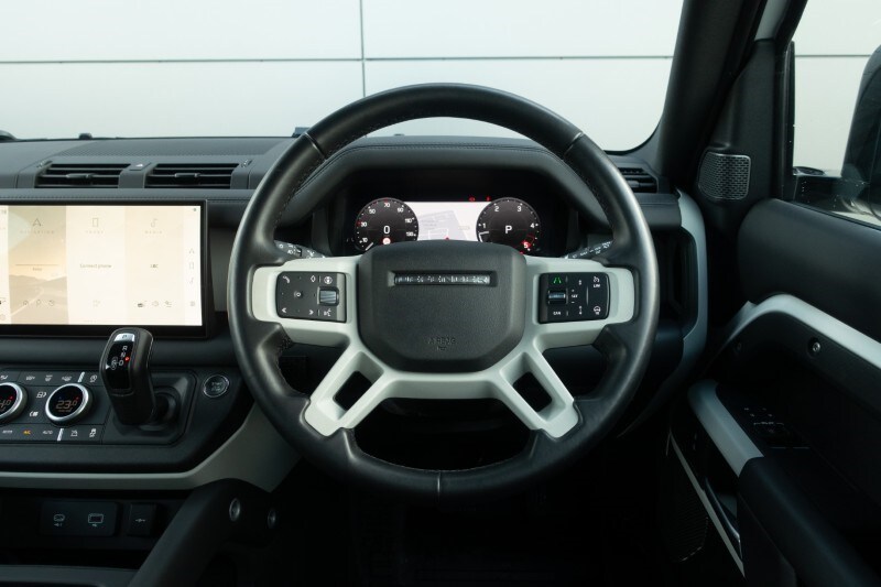 Used Land Rover Defender 2023 for sale - 77729475: Photo 14