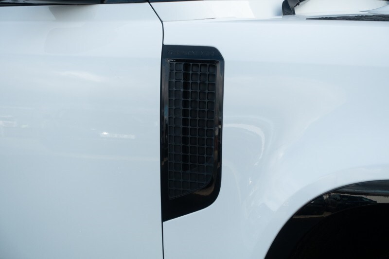 Used Land Rover Defender 2023 for sale - 77729475: Photo 19