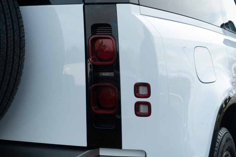 Used Land Rover Defender 2023 for sale - 77729475: Photo 26