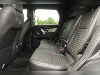 Used Land Rover Discovery Sport 2026 for sale - 79081042: Photo