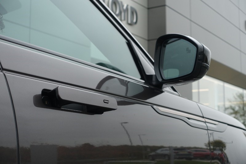 Used Land Rover Range Rover Velar 2023 for sale - 76981471: Photo 22