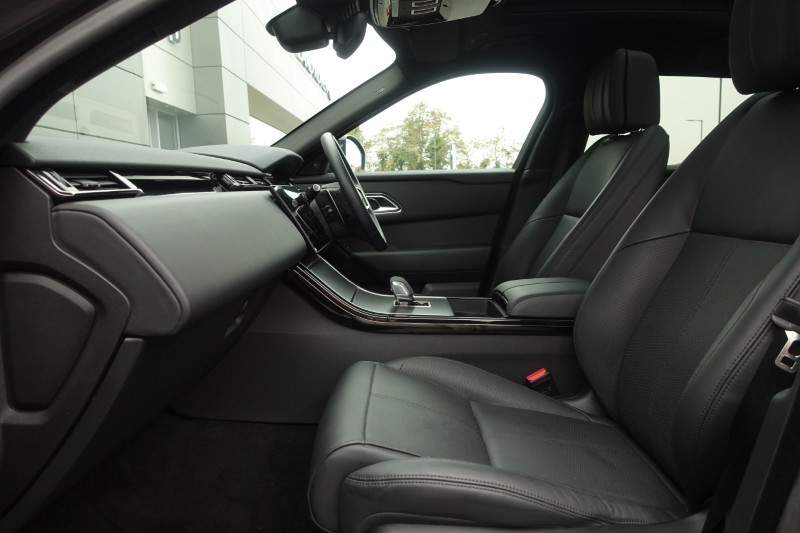 Used Land Rover Range Rover Velar 2023 for sale - 76981471: Photo 3