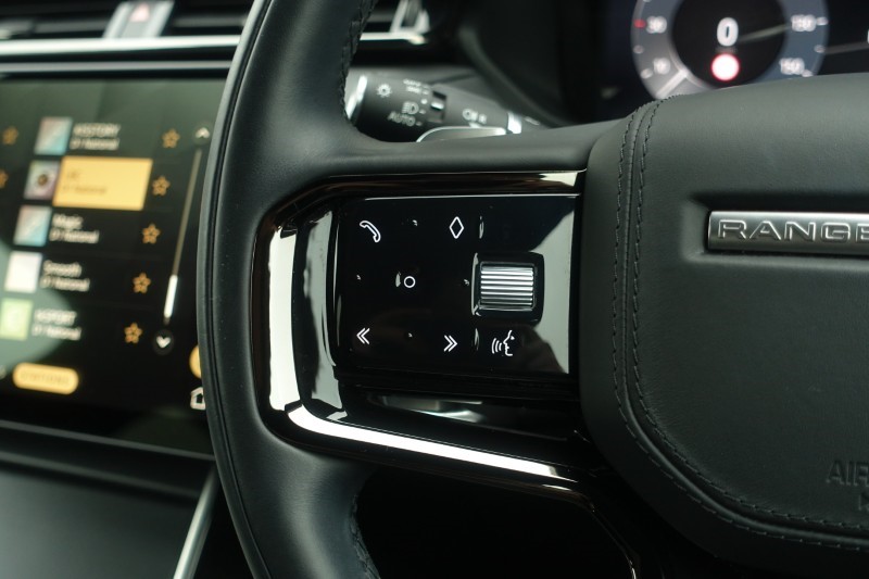 Used Land Rover Range Rover Velar 2023 for sale - 76981471: Photo 33