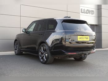 Used Land Rover Range Rover 2024 for sale - 79841996: Photo
