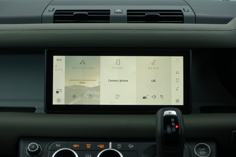 Used Land Rover Defender 2023 for sale - 77282586: Photo 13