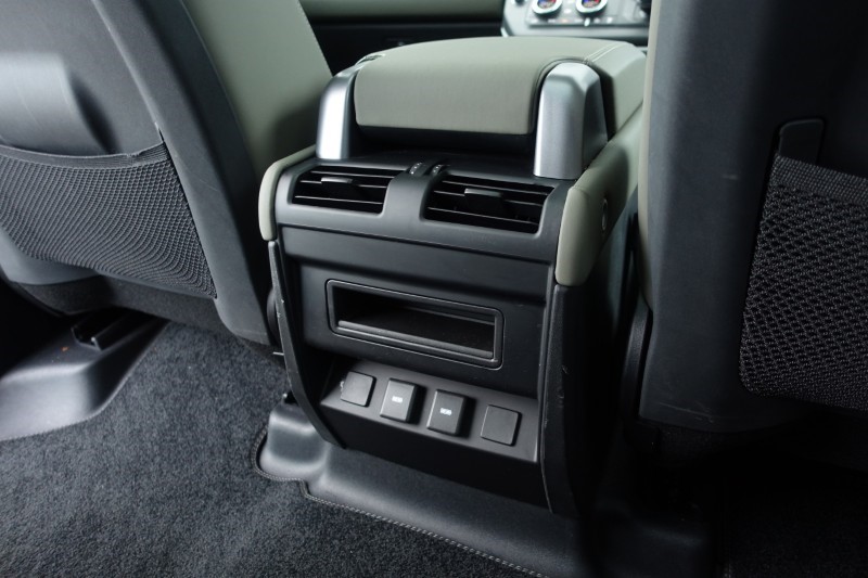 Used Land Rover Defender 2023 for sale - 77282586: Photo 17