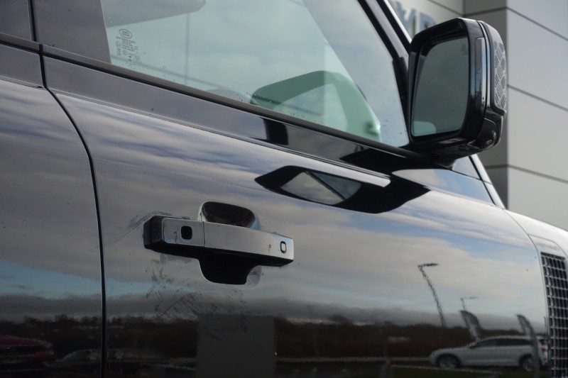 Used Land Rover Defender 2023 for sale - 77282586: Photo 22