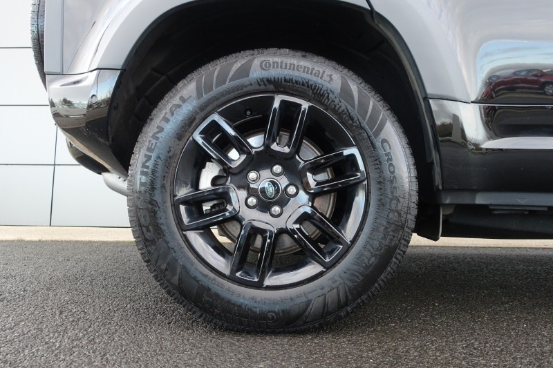 Used Land Rover Defender 2023 for sale - 77282586: Photo 24