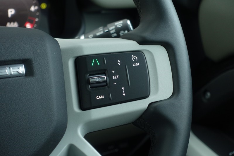 Used Land Rover Defender 2023 for sale - 77282586: Photo 33