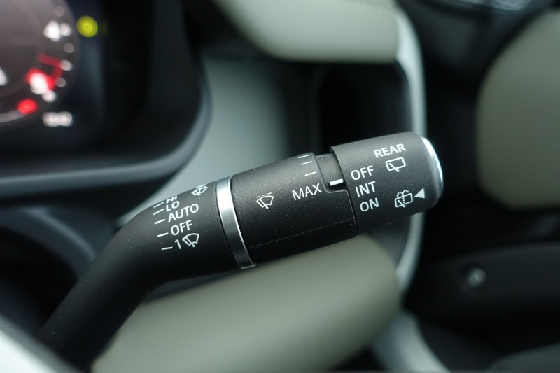 Used Land Rover Defender 2023 for sale - 77282586: Photo 34