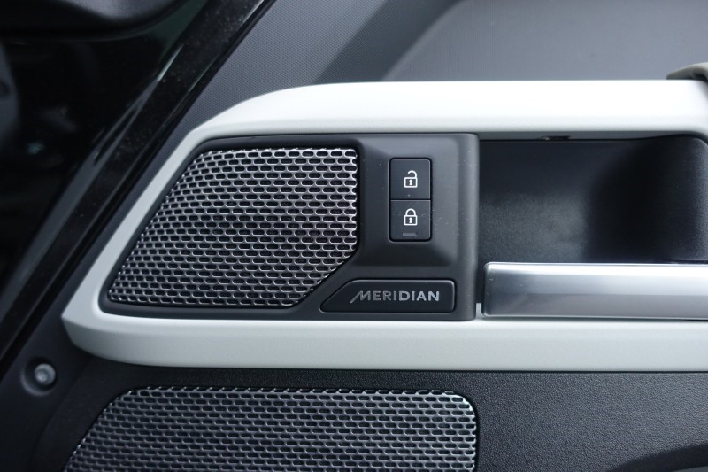 Used Land Rover Defender 2023 for sale - 77282586: Photo 50