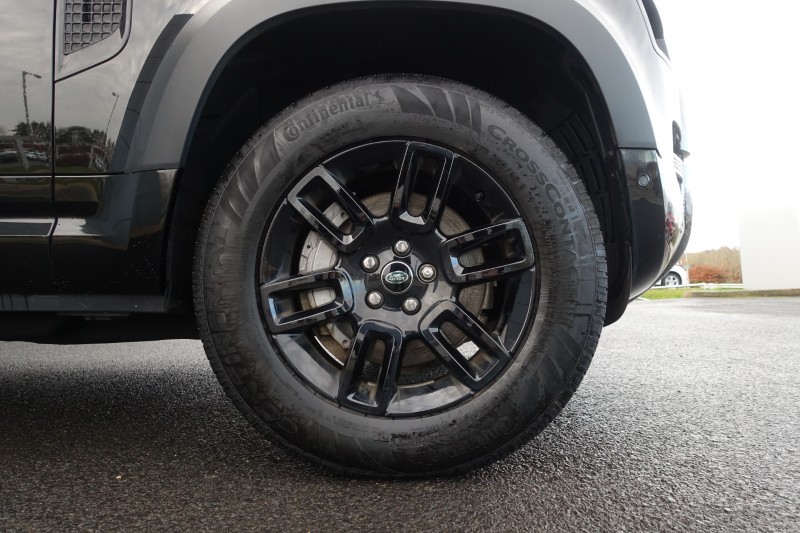 Used Land Rover Defender 2023 for sale - 77282586: Photo 7