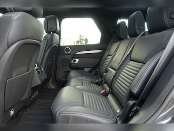 Used Land Rover Discovery 2025 for sale - 77649905: Photo