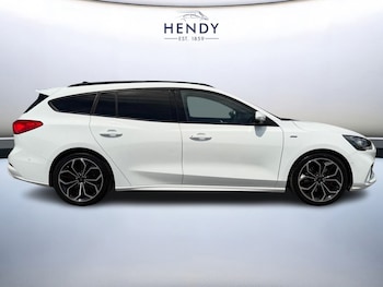 Used Ford Focus 2021 for sale - 79199906: Photo