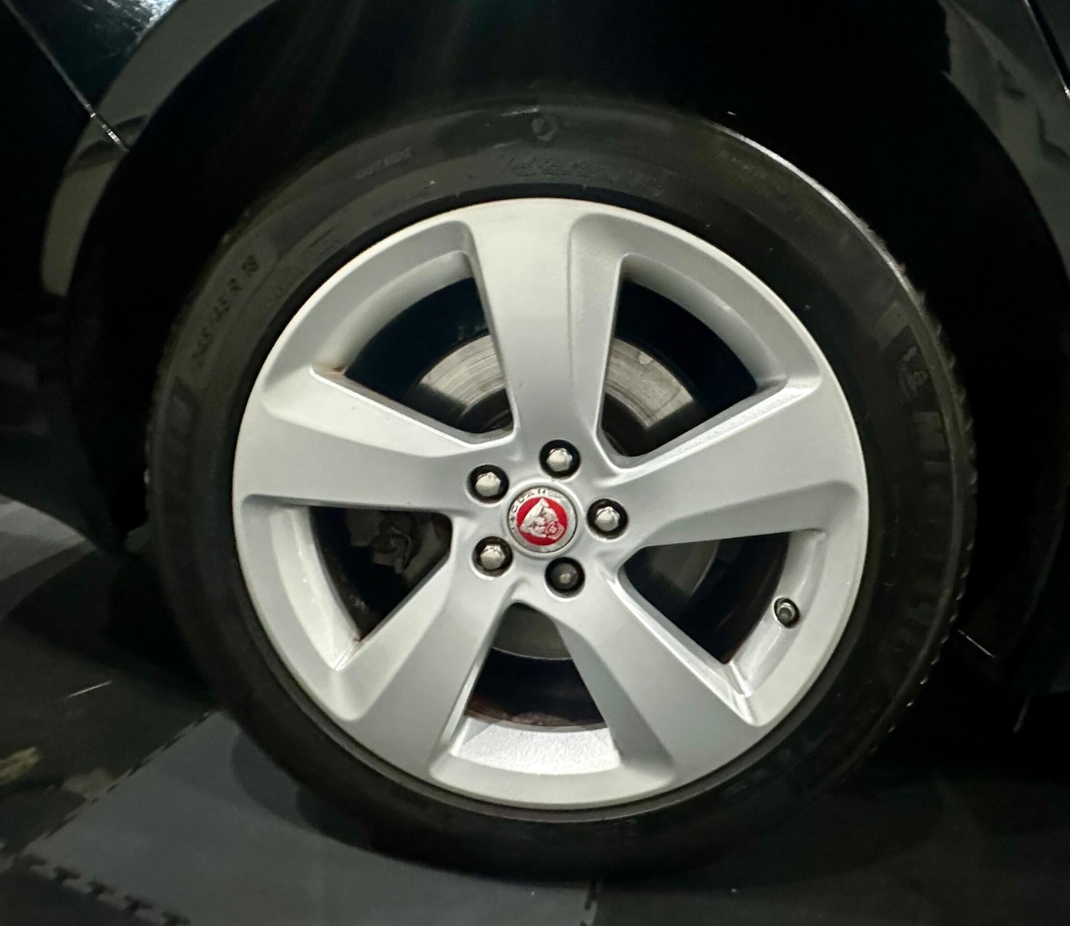 Vehicle 29
