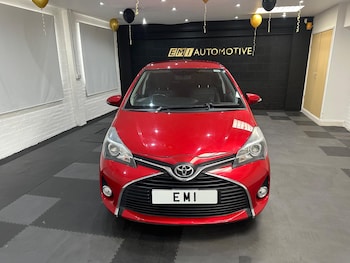 Used Toyota Yaris 2016 for sale - 75728926: Photo