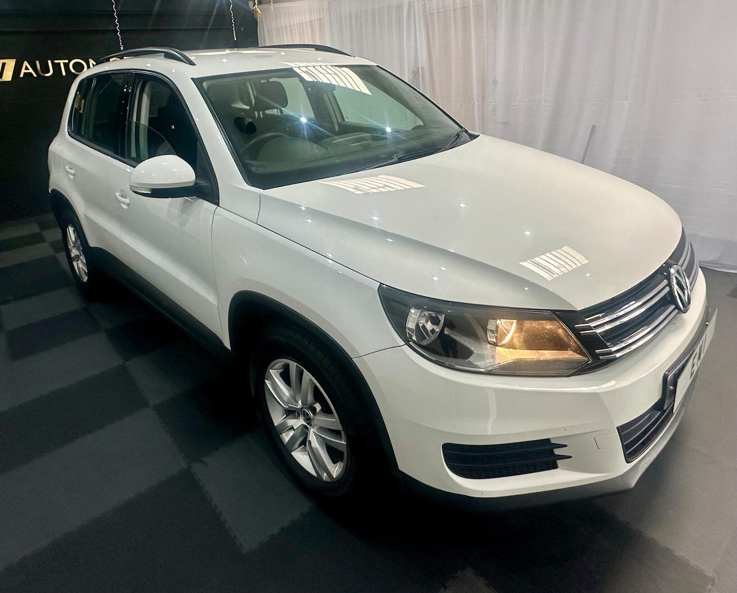 Used Volkswagen Tiguan 2014 for sale - 76317929: Photo 1