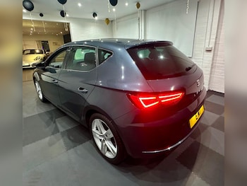 Used SEAT Leon 2019 for sale - 76043258: Photo