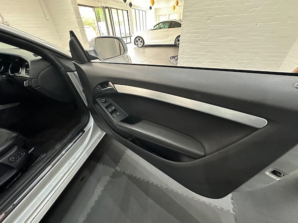 Used Audi A5 Cabriolet 2011 for sale - 76099418: Photo 19