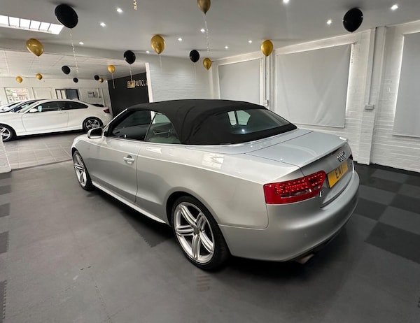 Used Audi A5 Cabriolet 2011 for sale - 76099418: Photo 7