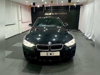 Used BMW 3 Series 2013 for sale - 76042121: Photo