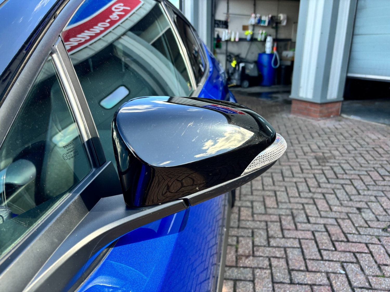 Used Toyota C-HR 2017 for sale - 76203728: Photo 11